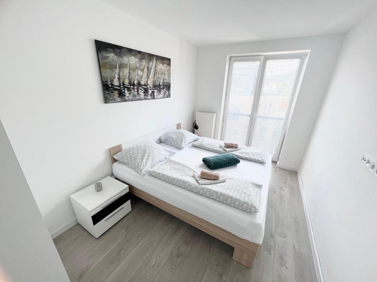 City Center Apartment With Nice Balcony Žilina Esterno foto